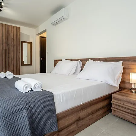 Appartamento Modern & Airy 2 Bedroom In Ibragg